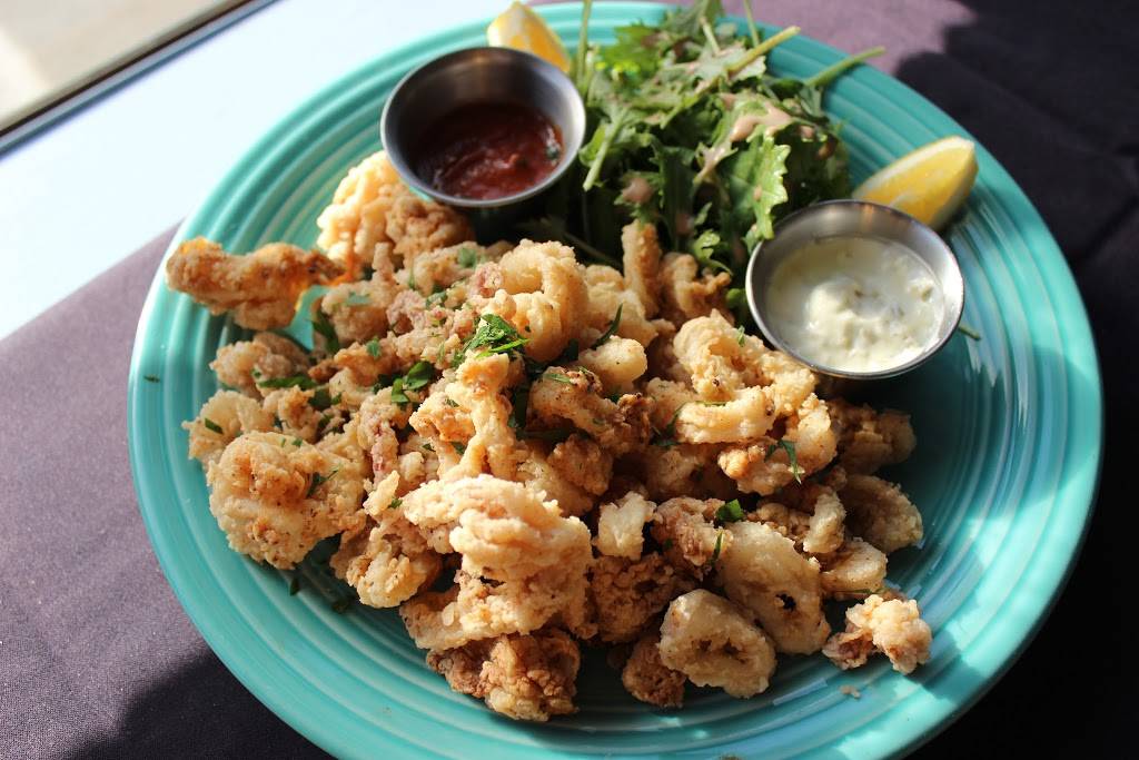 Silver Cloud Restaurant & Karaoke Bar | night club | 1994 Lombard St, San Francisco, CA 94123, USA | 4159221977 OR +1 415-922-1977