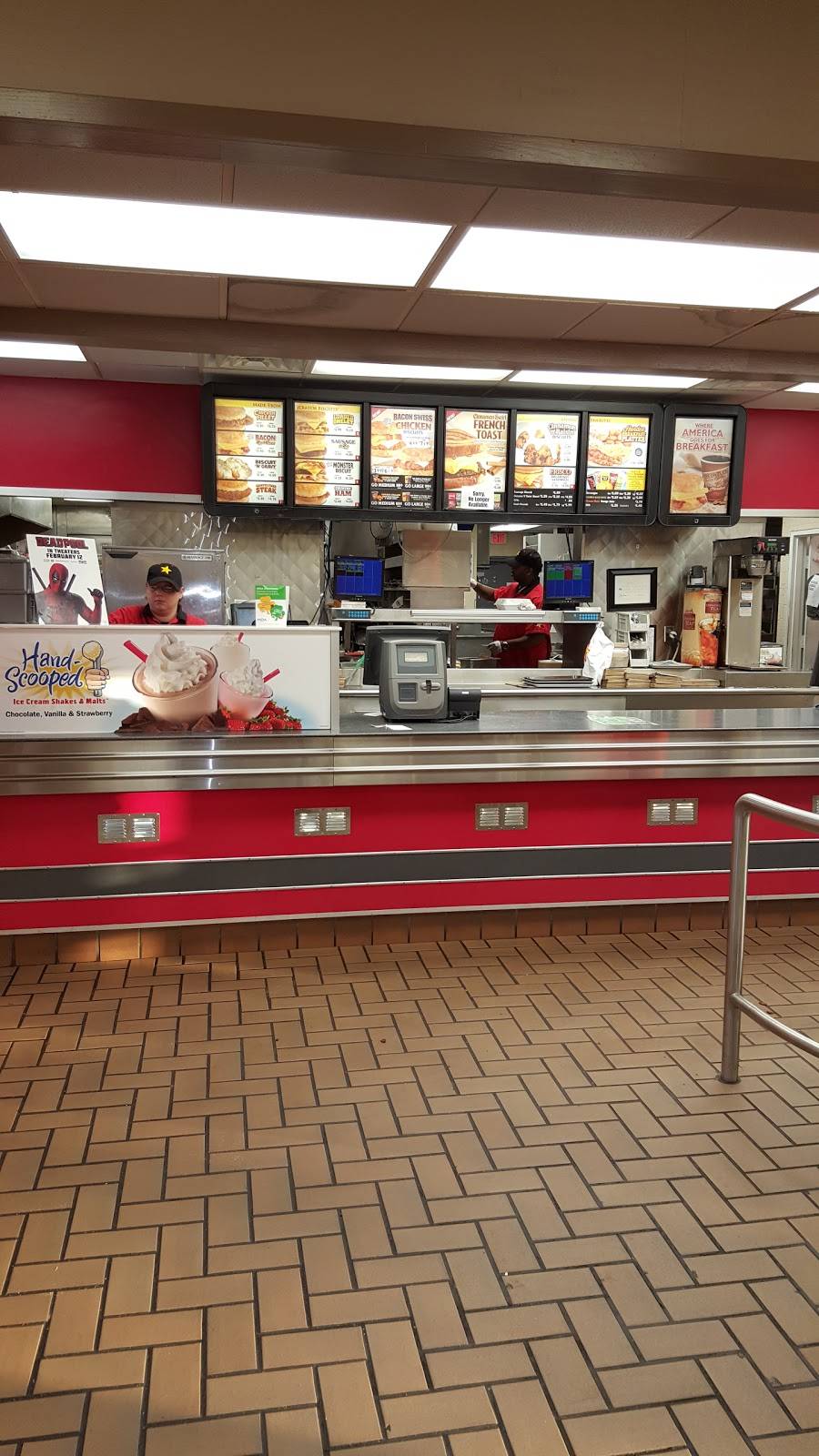 Hardees | restaurant | 1115 Coliseum Blvd, Montgomery, AL 36110, USA | 3342711035 OR +1 334-271-1035