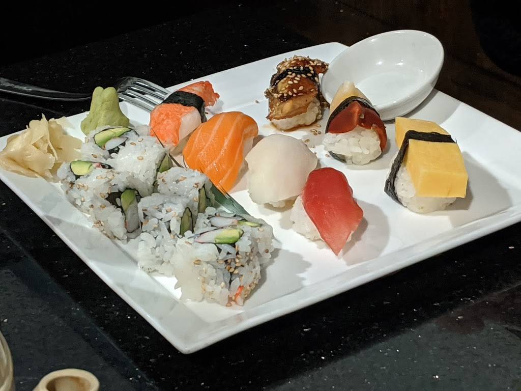 Khos Asian Bistro | restaurant | 1325 Dry Creek Dr #106, Longmont, CO 80503, USA | 3036823138 OR +1 303-682-3138