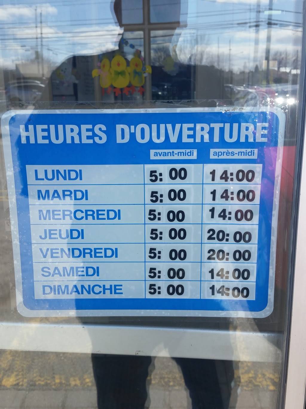 Les Marmitons | restaurant | 300 Boulevard de Maple Grove, Maple Grove, QC J6N 1M1, Canada | 4502255700 OR +1 450-225-5700