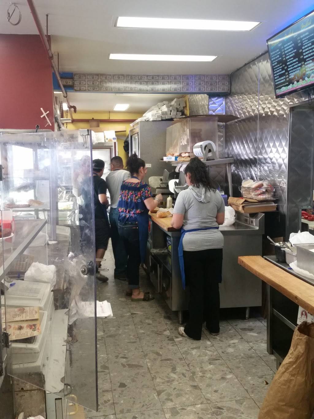 Homefield | restaurant | 970 Saw Mill River Rd, Yonkers, NY 10710, USA | 9149658600 OR +1 914-965-8600