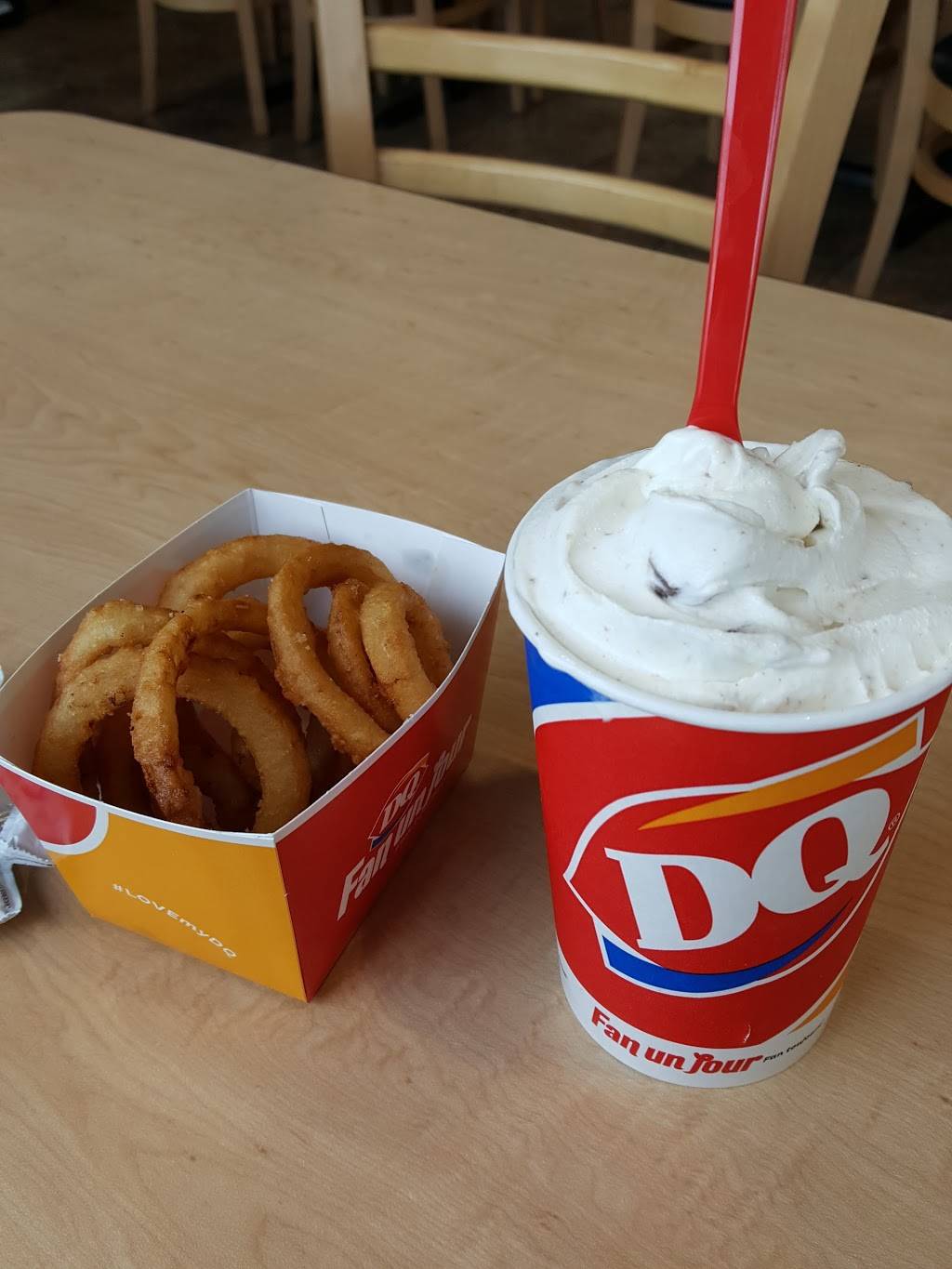 Dairy Queen Grill & Chill | restaurant | 589 Niagara St, Welland, ON L3C 1L9, Canada | 9057354698 OR +1 905-735-4698