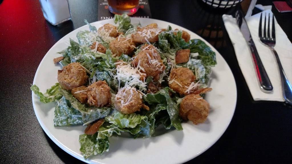 Smokehouse Bar & Grill | restaurant | 708 W Race St, Kingston, TN 37763, USA | 8652488026 OR +1 865-248-8026