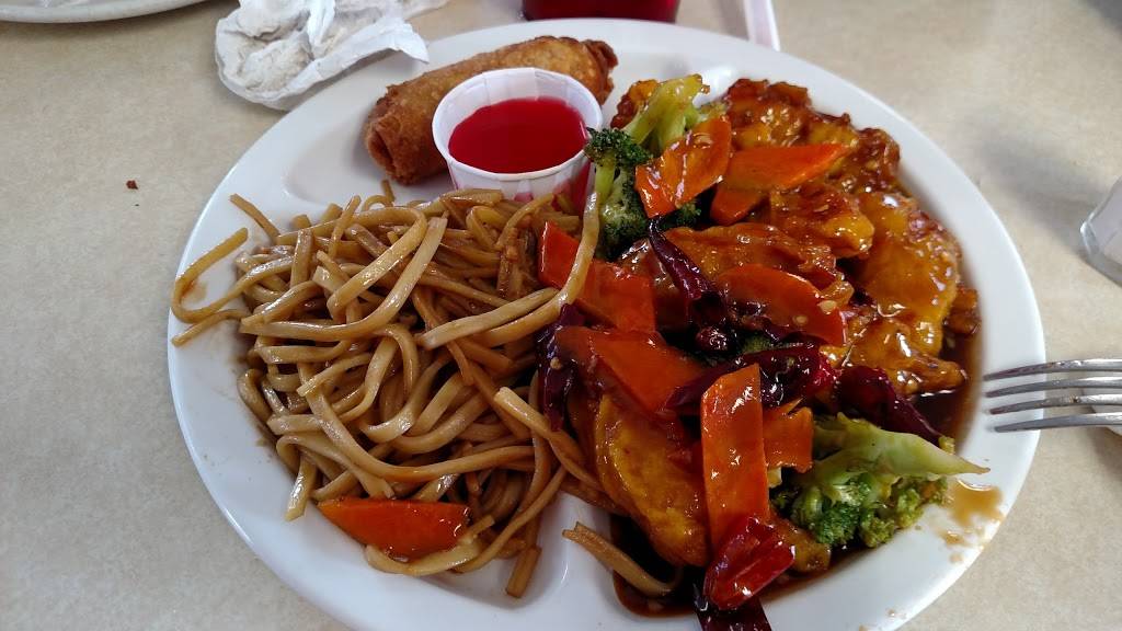 Quick Dine III | restaurant | 404 N Orange St, Butler, MO 64730, USA | 6602273780 OR +1 660-227-3780