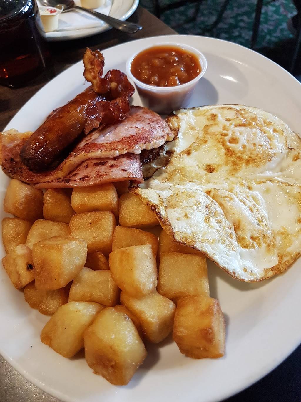 Styles Cafe | restaurant | 121 King St, Delhi, ON N4B 1X9, Canada | 5195823170 OR +1 519-582-3170