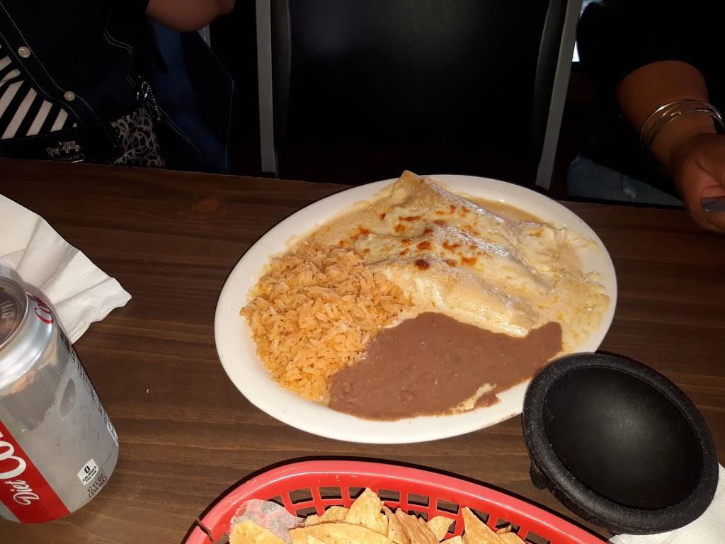 Restaurant y Taquería Jaliscos | restaurant | 506 W Corsicana St, Athens, TX 75751, USA | 9036776169 OR +1 903-677-6169