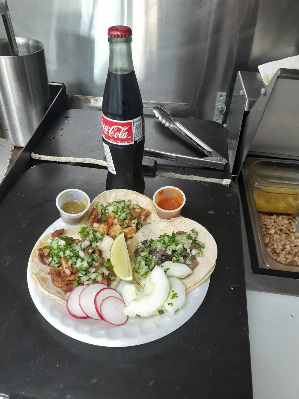 Tacos Los Primos | restaurant | 1765 Clarendon Blvd #3, Arlington, VA 22209, USA | 5712740686 OR +1 571-274-0686