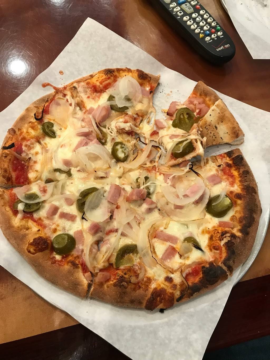 Creations Pizza | restaurant | 193 Main St, Farmingdale, NY 11735, USA | 5165868156 OR +1 516-586-8156