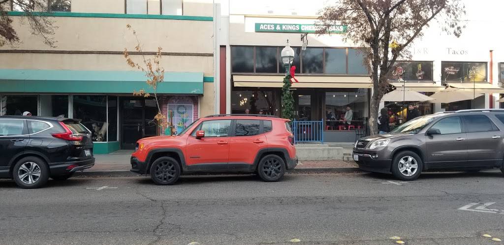 Aces & Kings Cheesesteaks | restaurant | 439 W Main St, Merced, CA 95340, USA | 2095804113 OR +1 209-580-4113