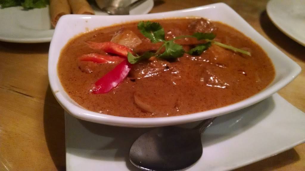 Le Basil | restaurant | 72695 CA-111 A10, Palm Desert, CA 92260, USA | 7607731112 OR +1 760-773-1112