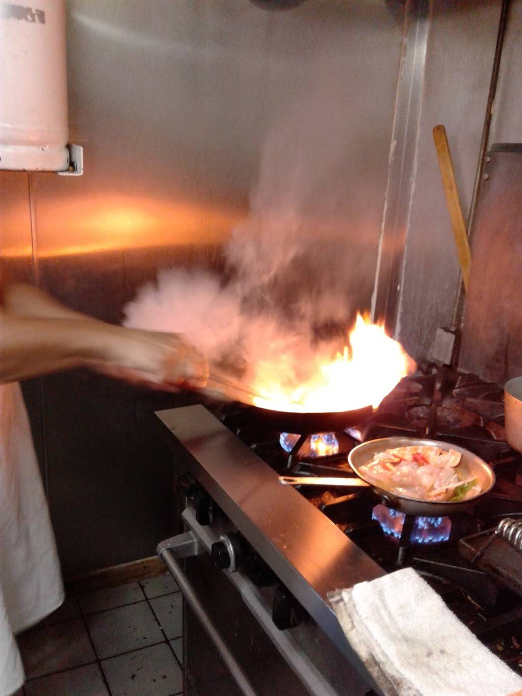 La Bamba Cafeteria of Miami | cafe | 7380 SW 42nd St, Miami, FL 33155, USA | 3052667733 OR +1 305-266-7733