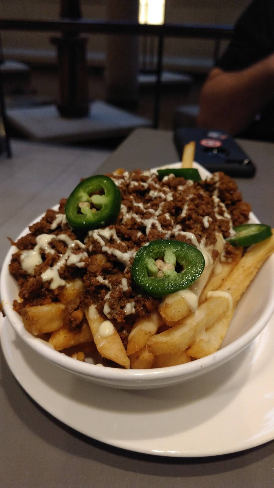 Bistro 300 | restaurant | Hyatt Regency, 300 Light St, Baltimore, MD 21202, USA | 4105281234 OR +1 410-528-1234