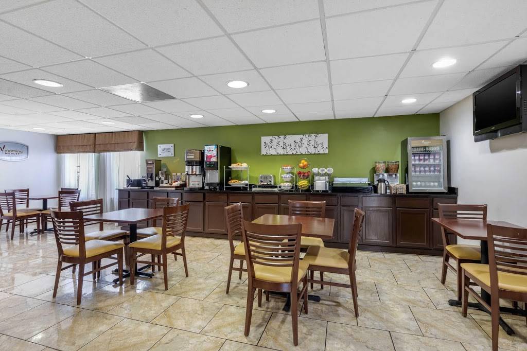 Sleep Inn | restaurant | 2255 173rd St, Lansing, IL 60438, USA | 7084183700 OR +1 708-418-3700