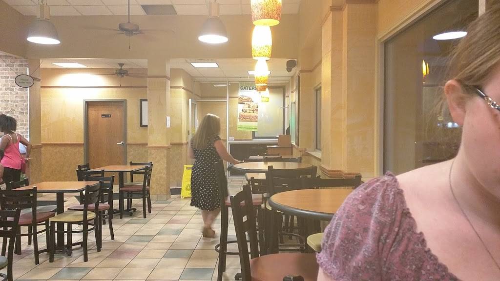 Subway | restaurant | 501 7th N St, Liverpool, NY 13088, USA | 3155655304 OR +1 315-565-5304