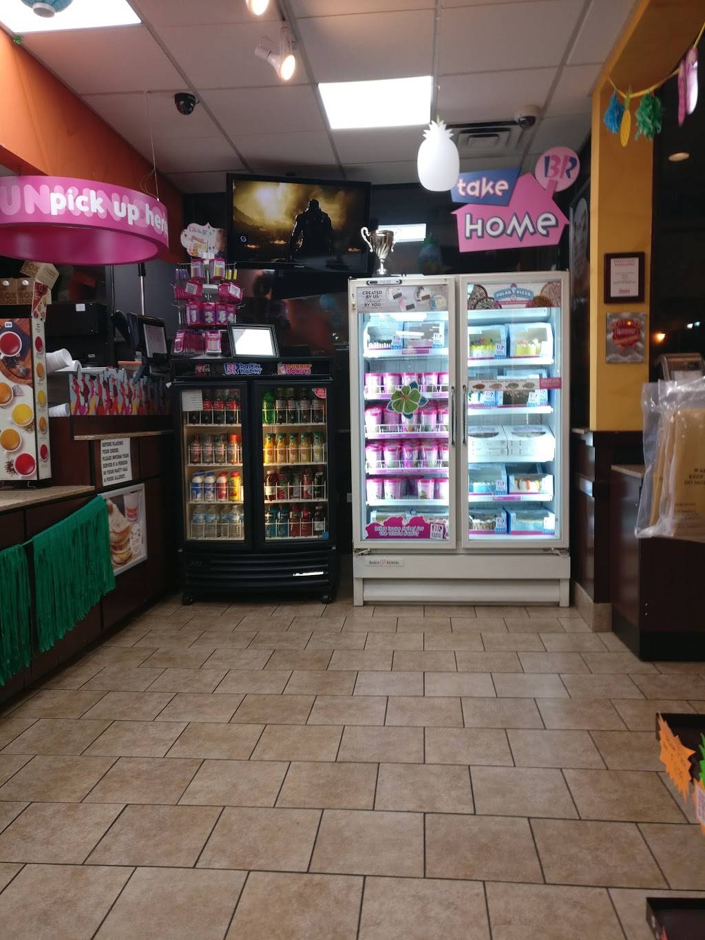 Dunkin Donuts | cafe | 7525 N Harlem Ave, Niles, IL 60714, USA | 8476476998 OR +1 847-647-6998