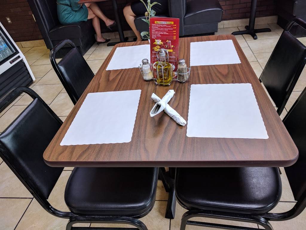 Olive Leaves | restaurant | 22542 Telegraph Rd, Southfield, MI 48033, USA | 2483524000 OR +1 248-352-4000