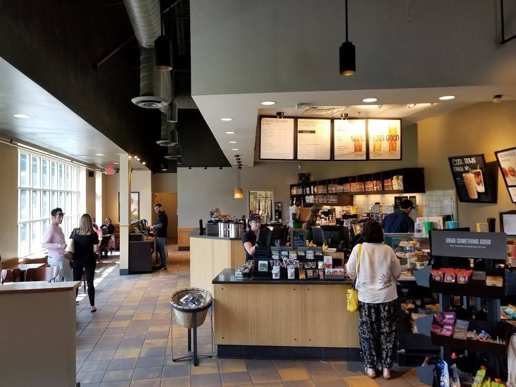Starbucks | cafe | 113 Mill Plain Rd, Danbury, CT 06811, USA | 2037780203 OR +1 203-778-0203