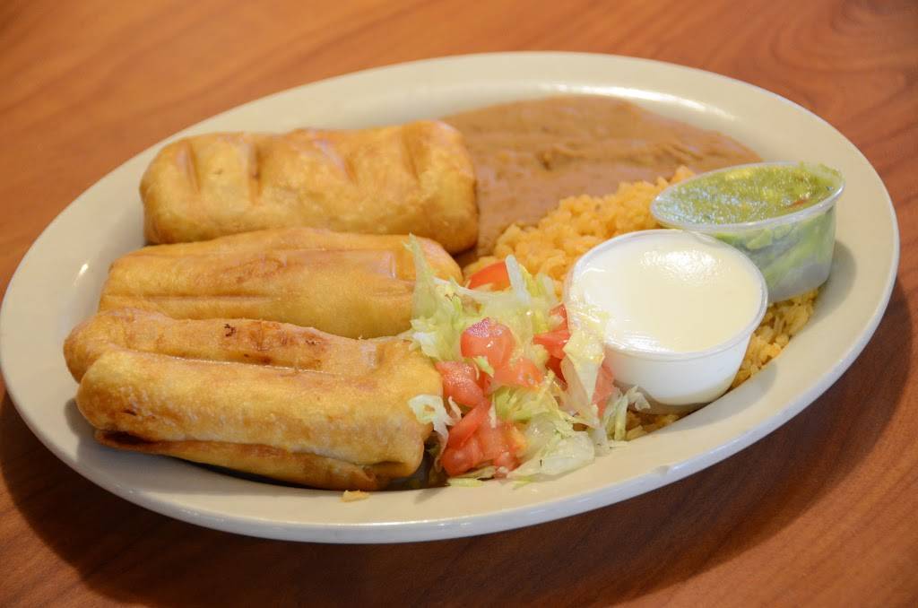 Lobos Place | restaurant | 1305 Wisconsin Ave, Grafton, WI 53024, USA | 2624218629 OR +1 262-421-8629