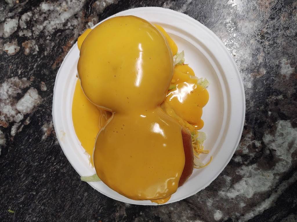 El-Dee Plus | restaurant | 203 West Ave S, Lyons, KS 67554, USA | 6205092205 OR +1 620-509-2205