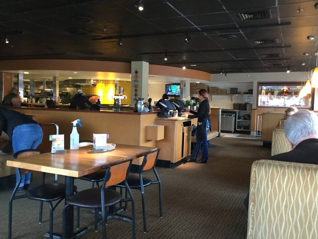 California Pizza Kitchen at Berkshire | restaurant | 8411 Preston Rd #124, Dallas, TX 75225, USA | 2147507067 OR +1 214-750-7067