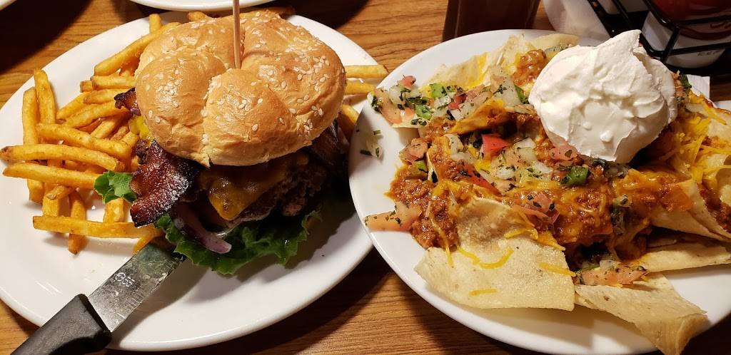 Dennys | restaurant | 825 W Foothill Blvd, Upland, CA 91786, USA | 9099813345 OR +1 909-981-3345