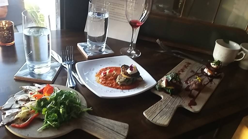 Sage and Cinder | restaurant | 613 5th St, Mukilteo, WA 98275, USA | 4253748355 OR +1 425-374-8355