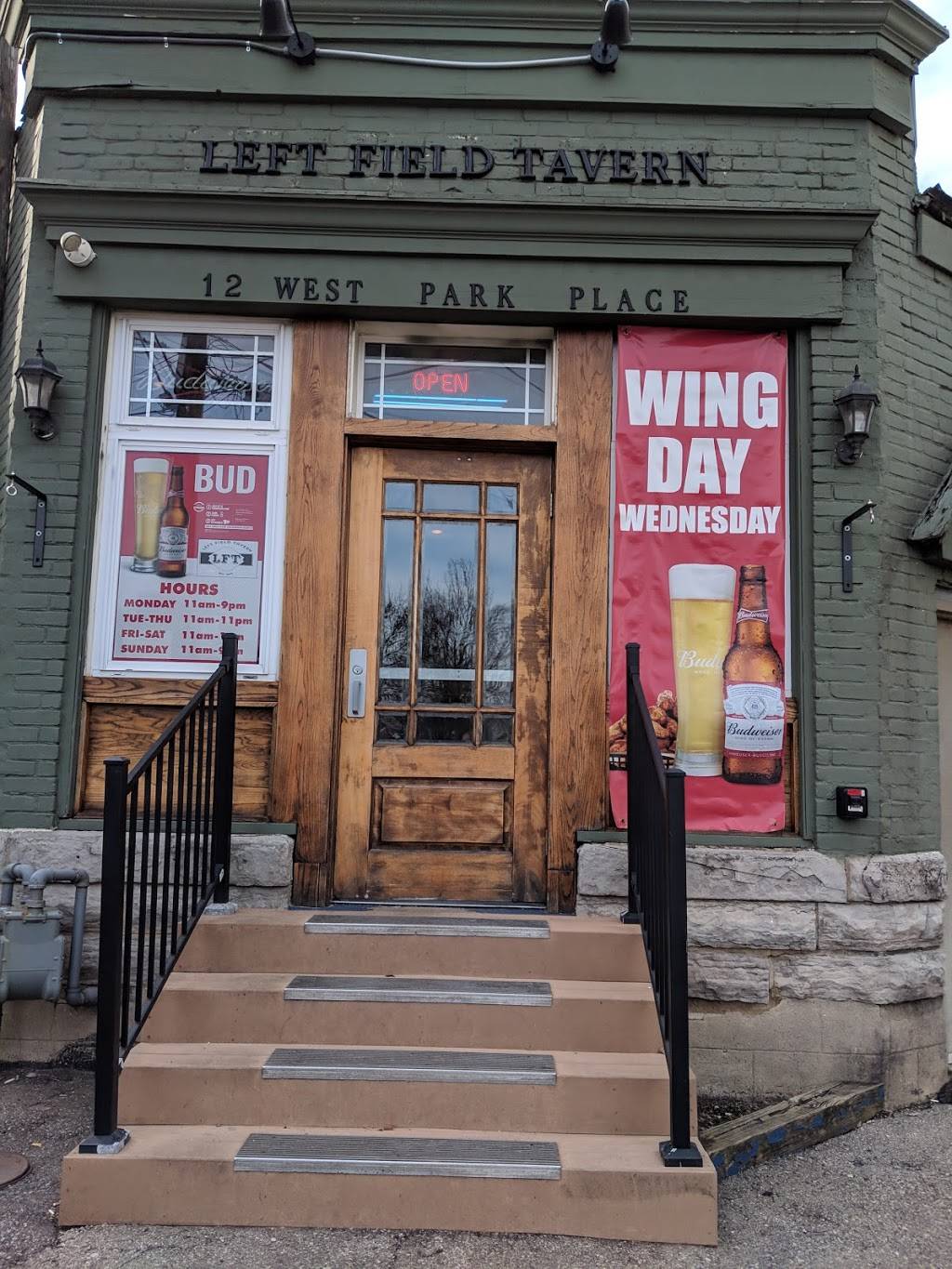 Left Field Tavern | restaurant | 12 W Park Pl, Oxford, OH 45056, USA | 5135230015 OR +1 513-523-0015