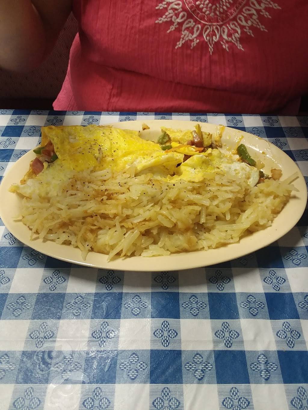 Knights Cafe | restaurant | 608 Hampton St, Kershaw, SC 29067, USA | 8034752321 OR +1 803-475-2321