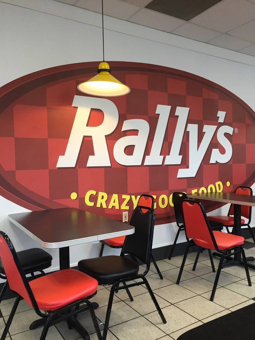 Rallys | restaurant | 1507 E Tipton St, Seymour, IN 47274, USA | 8125224263 OR +1 812-522-4263