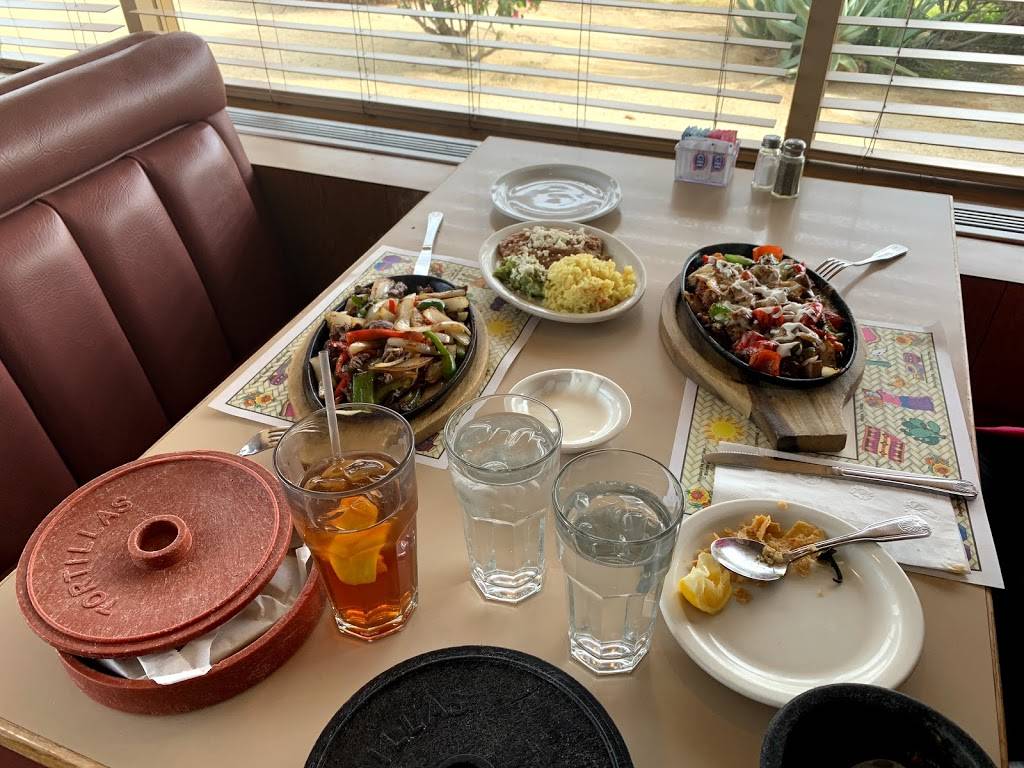 El Campanario Restaurant | restaurant | 44185 Monroe St, Indio, CA 92201, USA | 7603423681 OR +1 760-342-3681