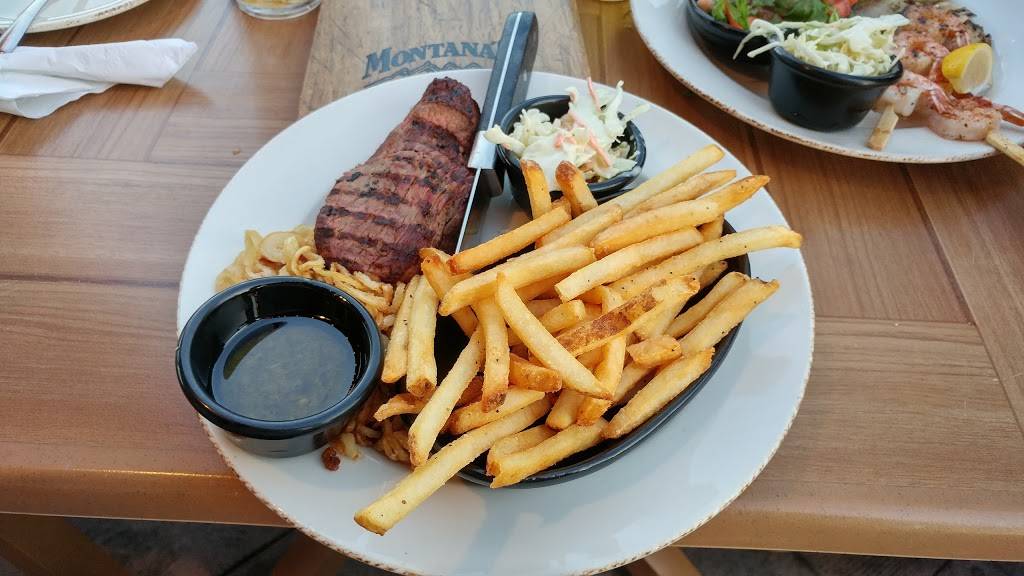 Montanas | restaurant | 140 Earl Grey Dr, Kanata, ON K2T 1B6, Canada | 6132700518 OR +1 613-270-0518