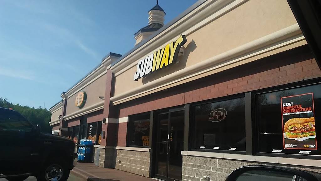 Subway | restaurant | 1575 Lineville Rd, Green Bay, WI 54313, USA | 9206621237 OR +1 920-662-1237