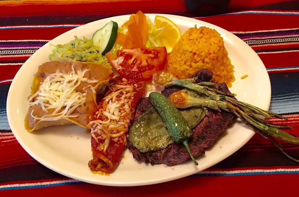Los Panchos Restaurant Bar | restaurant | 4141 W 63rd St, Chicago, IL 60629, USA | 7735810821 OR +1 773-581-0821