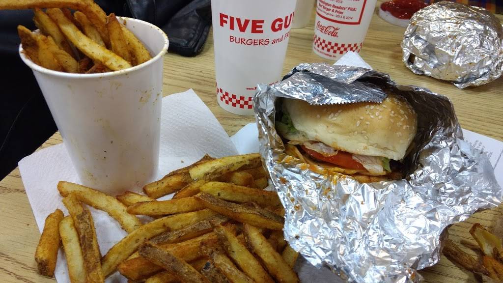 Five Guys | meal takeaway | 3124 Kathleen Ave, Greensboro, NC 27408, USA | 3368562201 OR +1 336-856-2201
