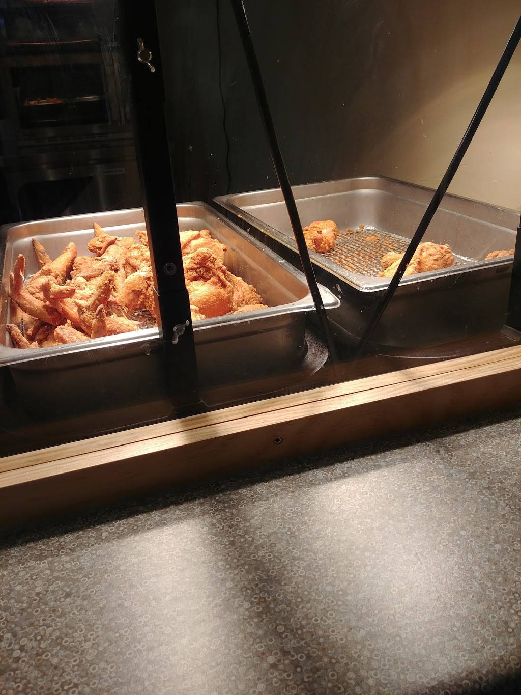 Chicken Coop St. Joe | restaurant | 2062 Washington Ave, St Joseph, MI 49085, USA | 2699835221 OR +1 269-983-5221