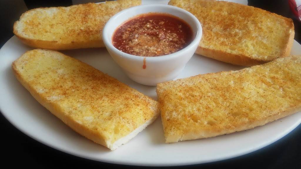 Joes pizza and pasta | restaurant | 117 N Main St, Columbia, IL 62236, USA | 6182817330 OR +1 618-281-7330