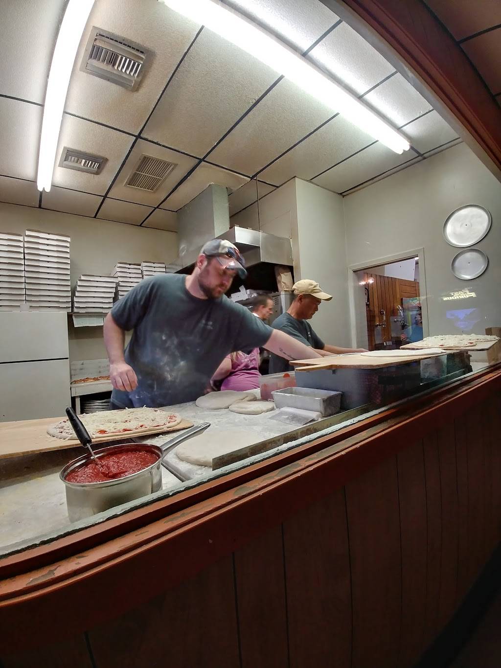 Tower of Pizza | restaurant | 2104 Veterans Memorial Blvd, Metairie, LA 70002, USA | 5048339373 OR +1 504-833-9373