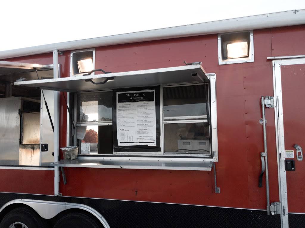 3 Pigs Bbq | restaurant | 890 E Langsford Rd, Lees Summit, MO 64063, USA | 8168132227 OR +1 816-813-2227