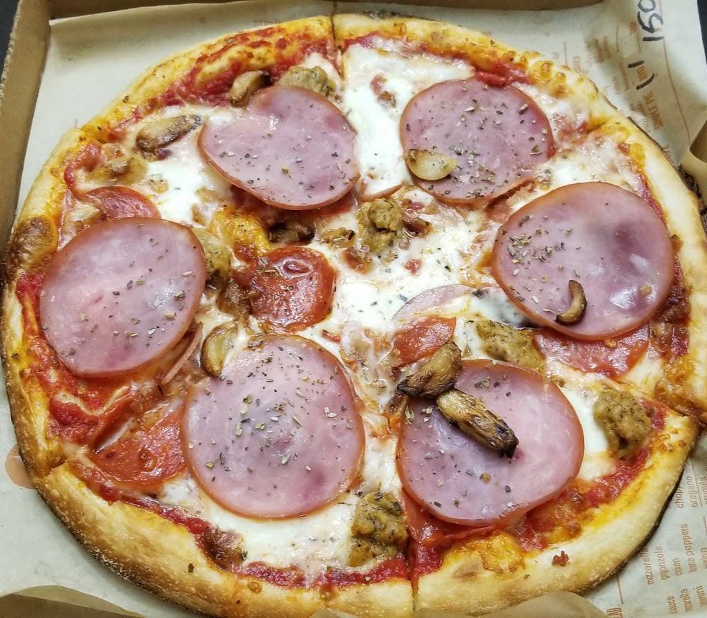 Blaze Pizza | meal takeaway | 5134 Main St, Williamsburg, VA 23188, USA | 7572551949 OR +1 757-255-1949