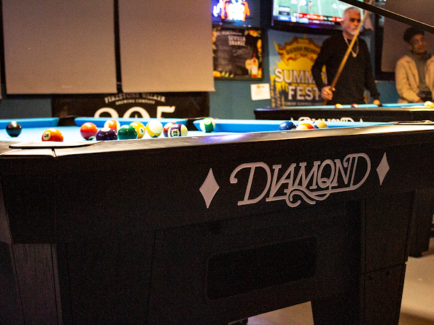 Hour Bar and Grill | restaurant | 398 S Bascom Ave, San Jose, CA 95128, USA | 4087227179 OR +1 408-722-7179