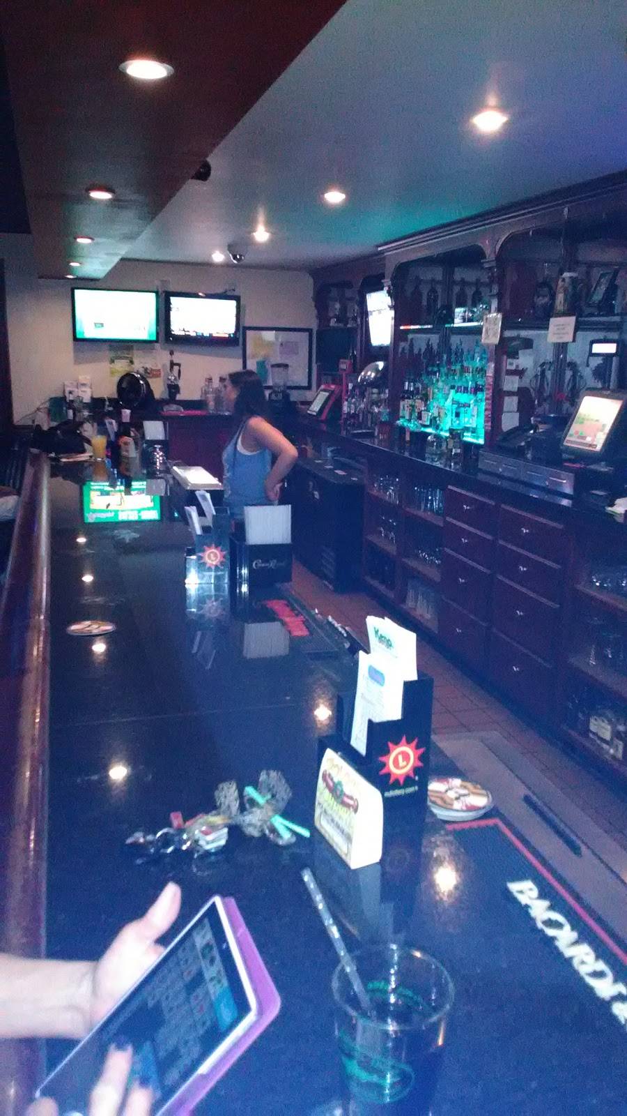 Middle River Inn Sports Bar & Grill | restaurant | 2230 Old Eastern Ave, Middle River, MD 21220, USA | 4106825151 OR +1 410-682-5151