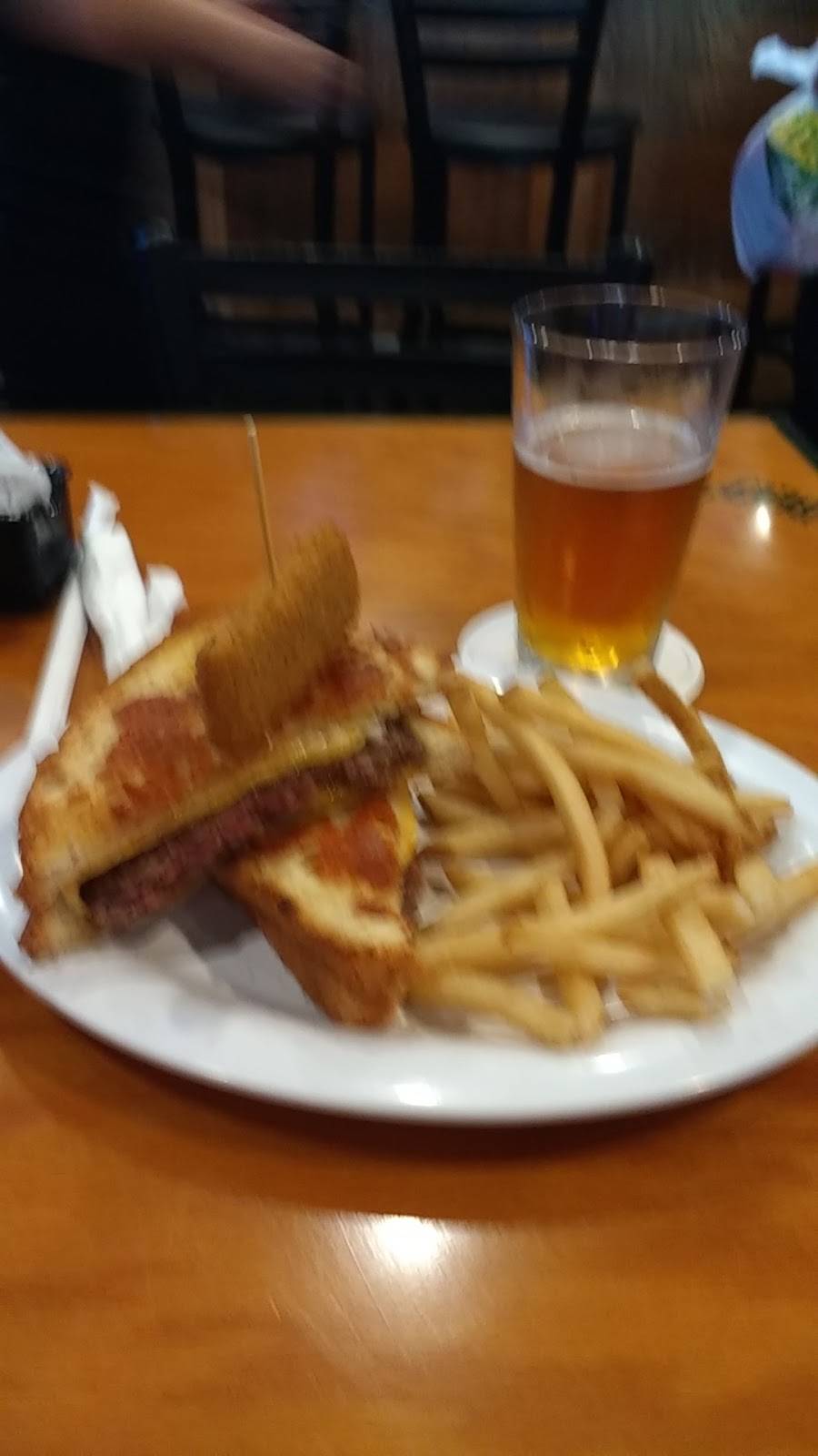 Beef O Bradys | restaurant | 110 Plaza Ave, Lake Placid, FL 33852, USA | 8634653519 OR +1 863-465-3519