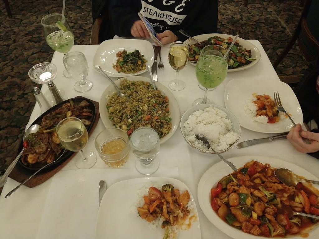 Peking Chinese and American Restaurant | restaurant | 221 Scott St, Wausau, WI 54403, USA | 7158428080 OR +1 715-842-8080