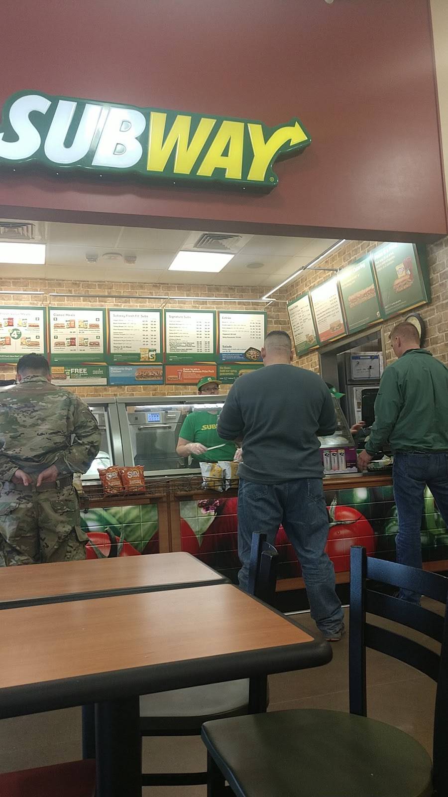 Subway | meal takeaway | Wilderness Rd @ Butts Rd Wilderness Shopping Ctr, Fort Carson, CO 80913, USA | 7192260281 OR +1 719-226-0281