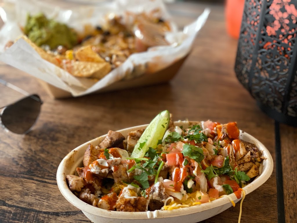 FINNS Island Style Grub in St. Andrews | restaurant | 2808 W 12th St, Panama City, FL 32401, USA | 8502159273 OR +1 850-215-9273