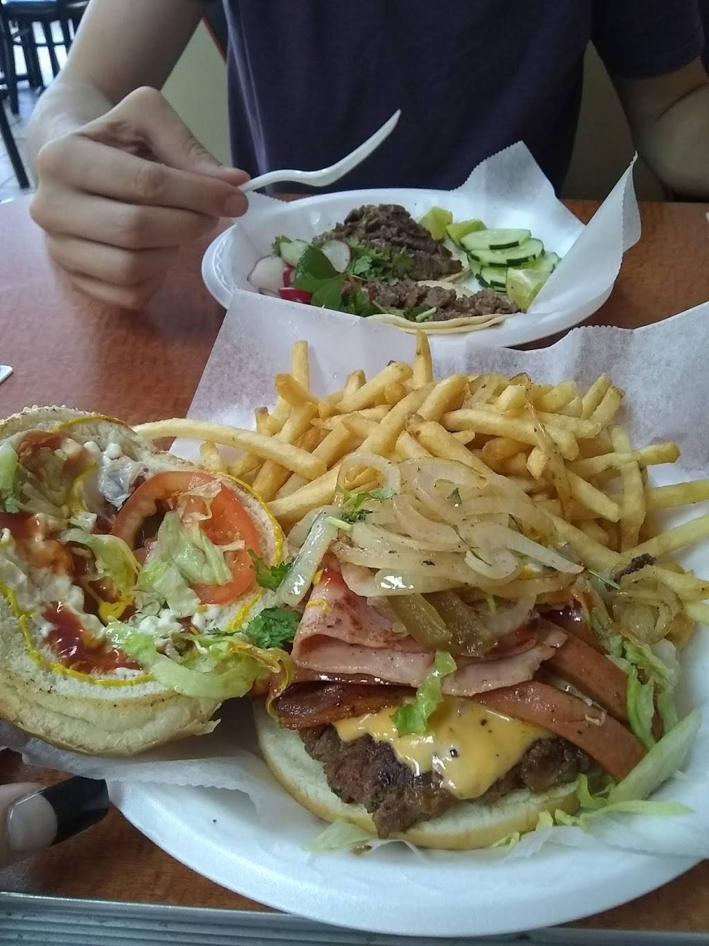 Chinelos Mexican Food | restaurant | 1228 W Littleton Blvd, Littleton, CO 80120, USA | 7207082166 OR +1 720-708-2166