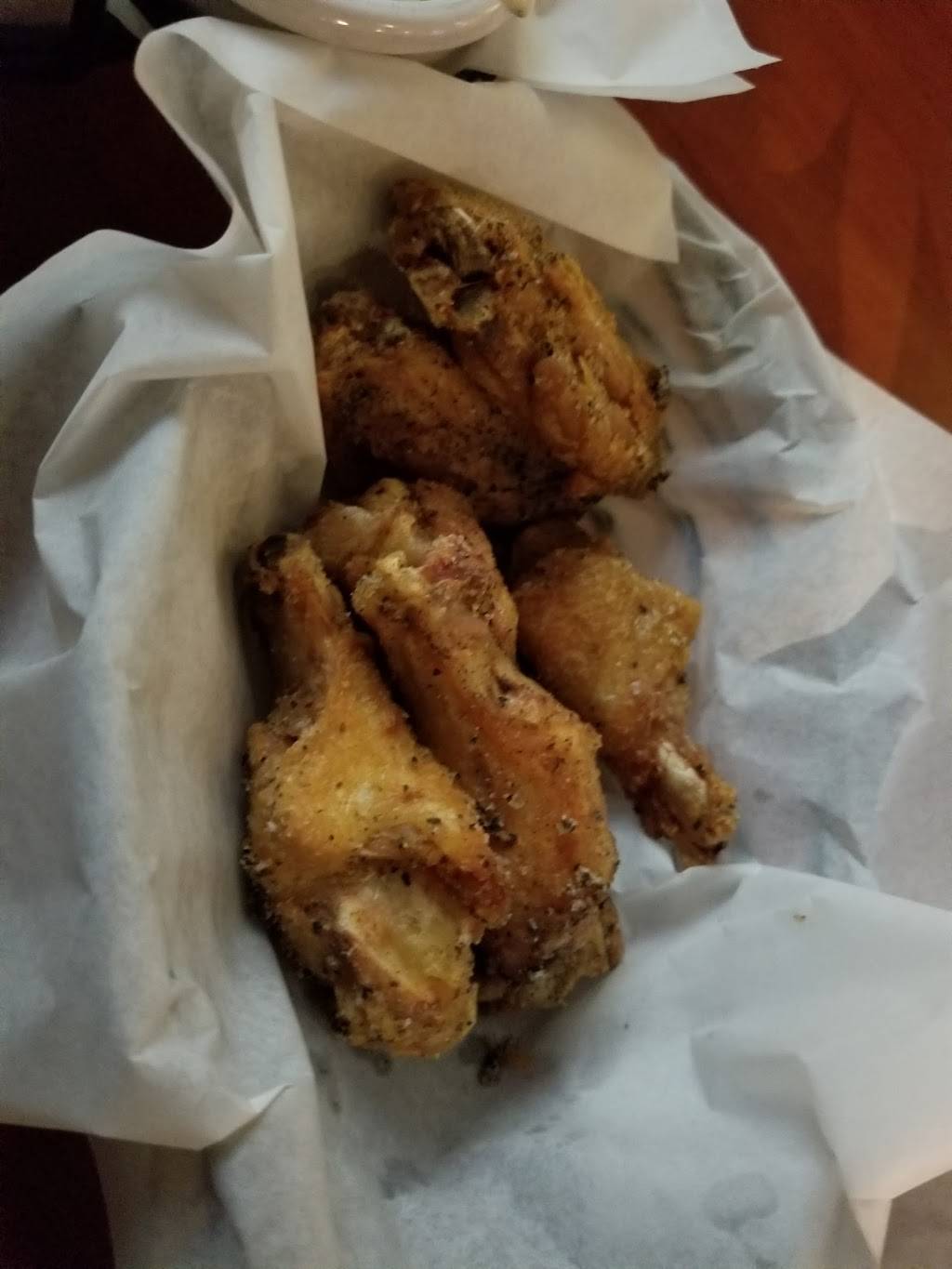 McGees | restaurant | 1645 Park St, Alameda, CA 94501, USA | 5105223470 OR +1 510-522-3470