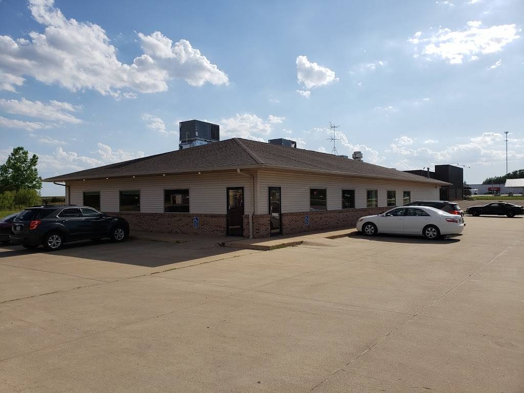 Pancho Villa | restaurant | 2101 Commerce Dr, Grundy Center, IA 50638, USA | 3198243006 OR +1 319-824-3006