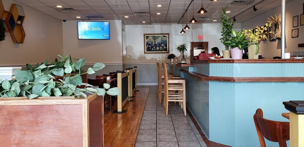 Thai Lotus | restaurant | Creekside Station, 3103 Valley Ave Suite 106, Winchester, VA 22601, USA | 5404505968 OR +1 540-450-5968