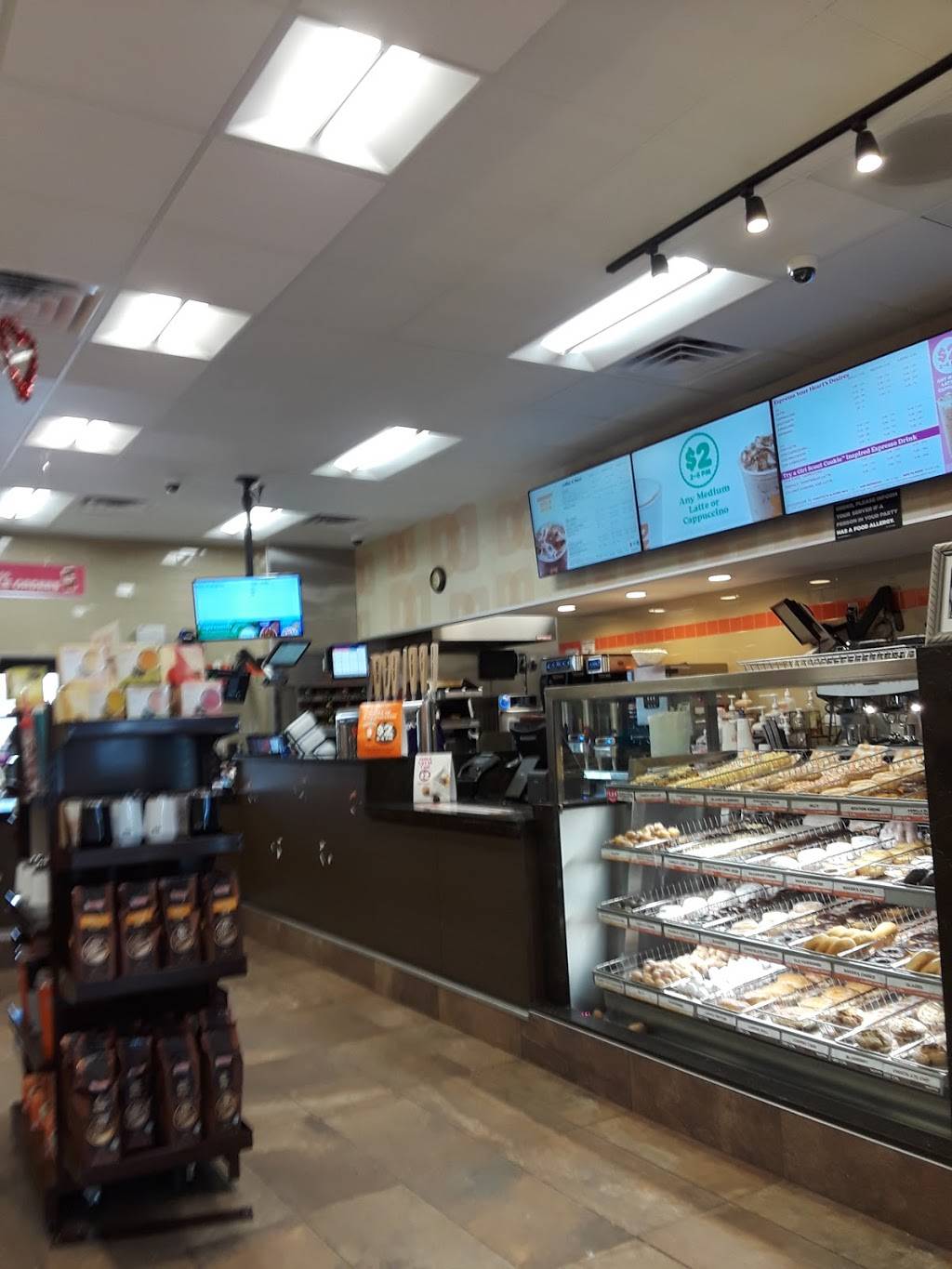Dunkin | bakery | 460 E Lincoln Hwy, DeKalb, IL 60115, USA | 8159014222 OR +1 815-901-4222